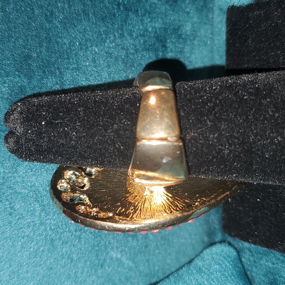 Oval Shape Ring - Picture 2 of 5